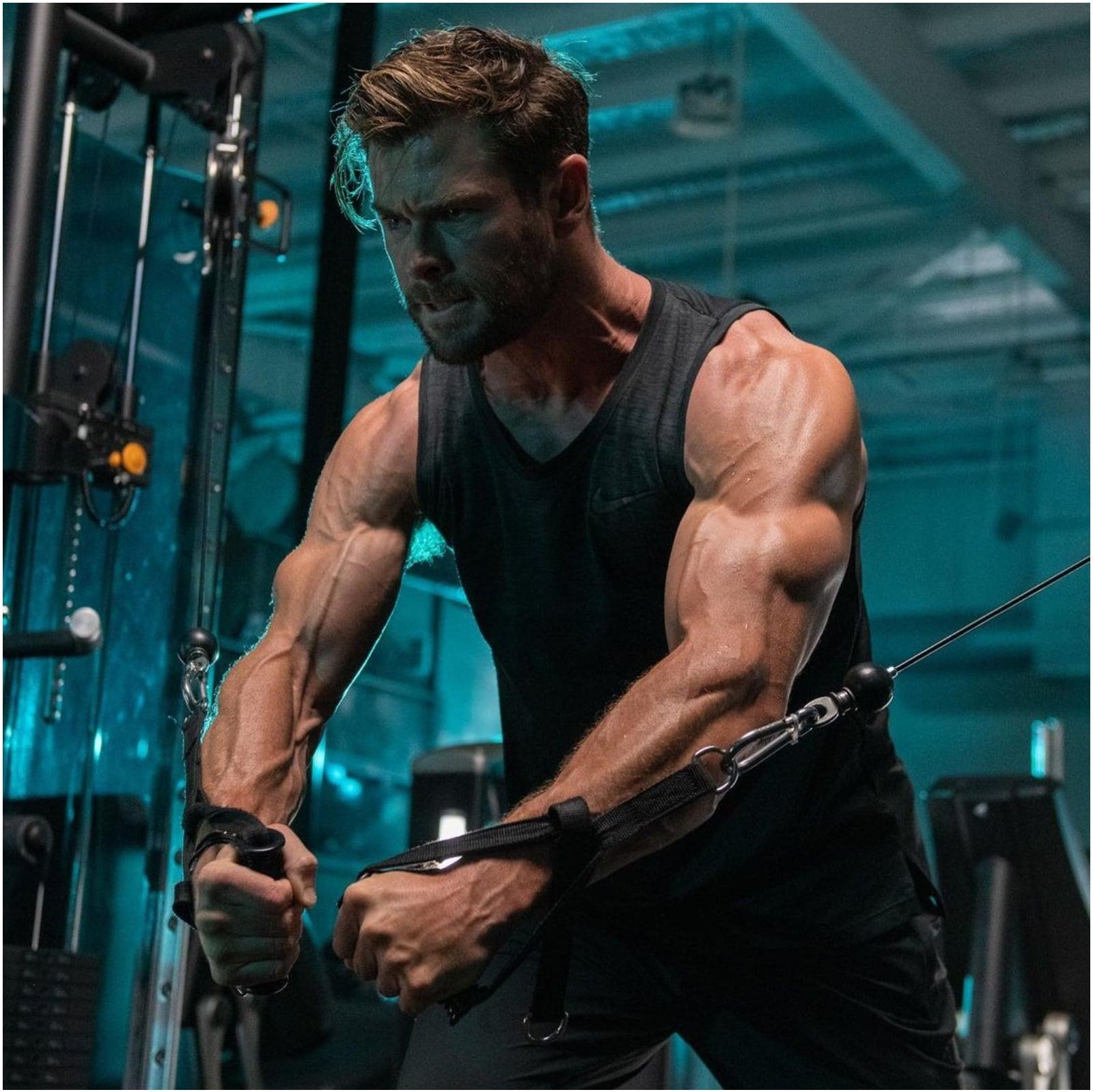 Extraction Chris Hemsworth Shares Beefed Up Pic Ahead Of Shoot