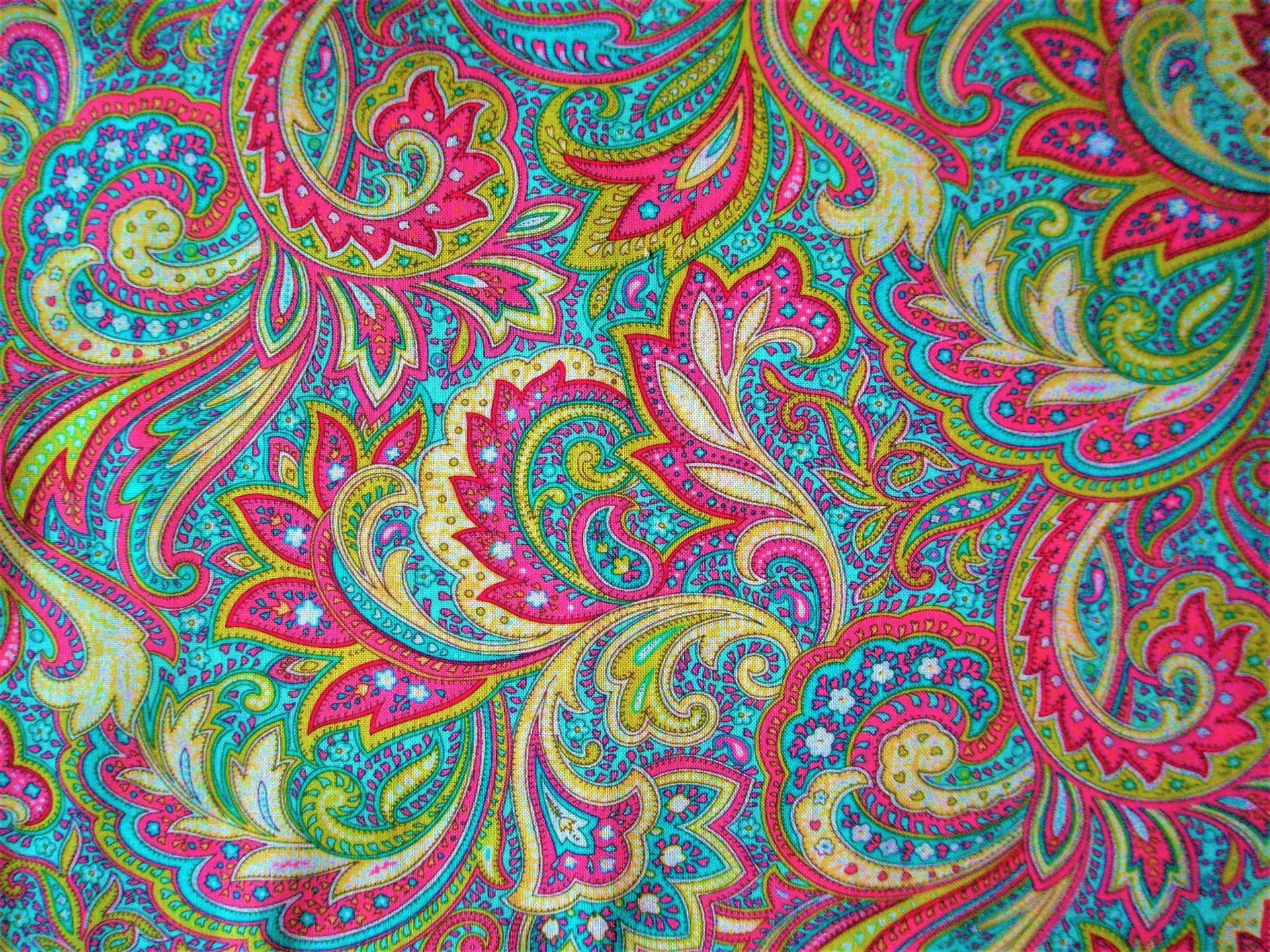 Paisley Print Wallpaper