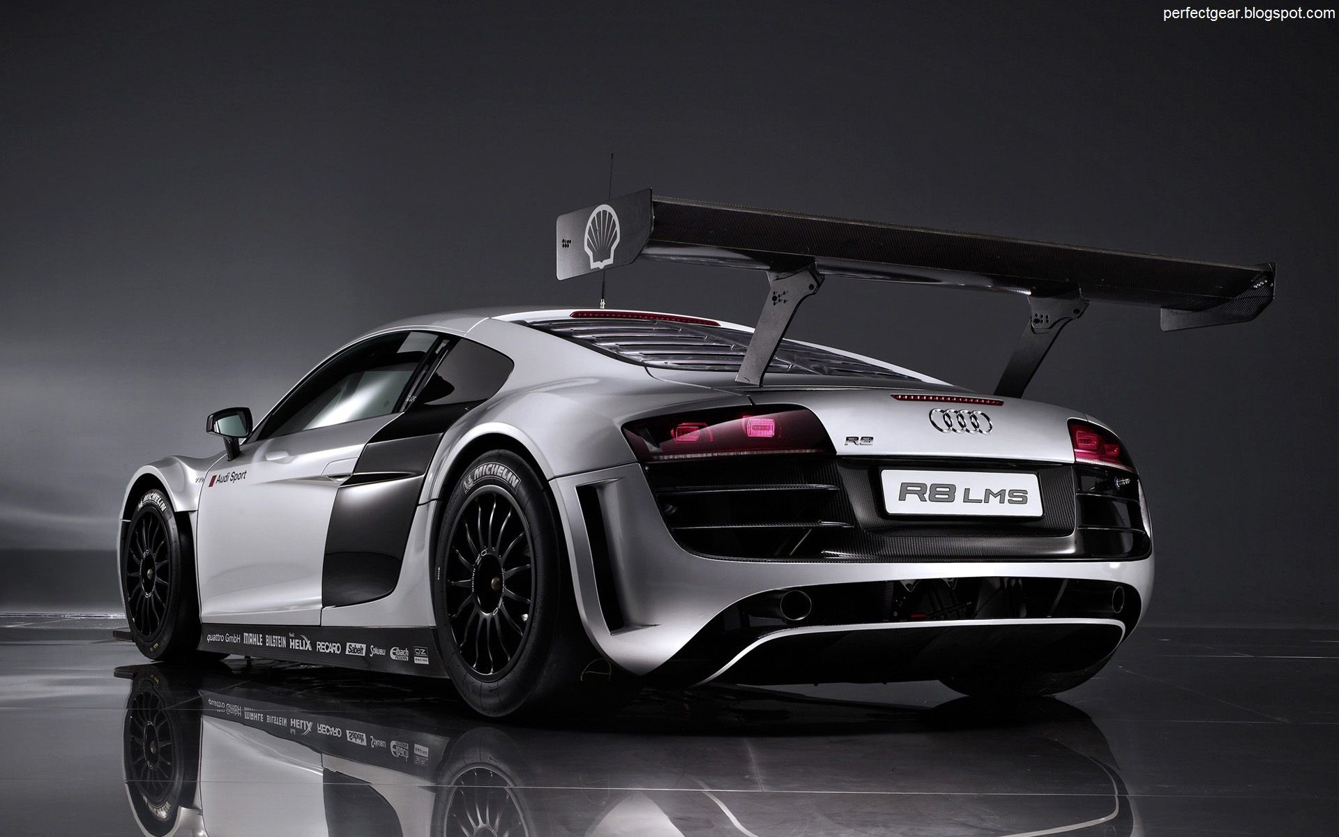 Audi R8 Wallpaper HD The One And Only Und