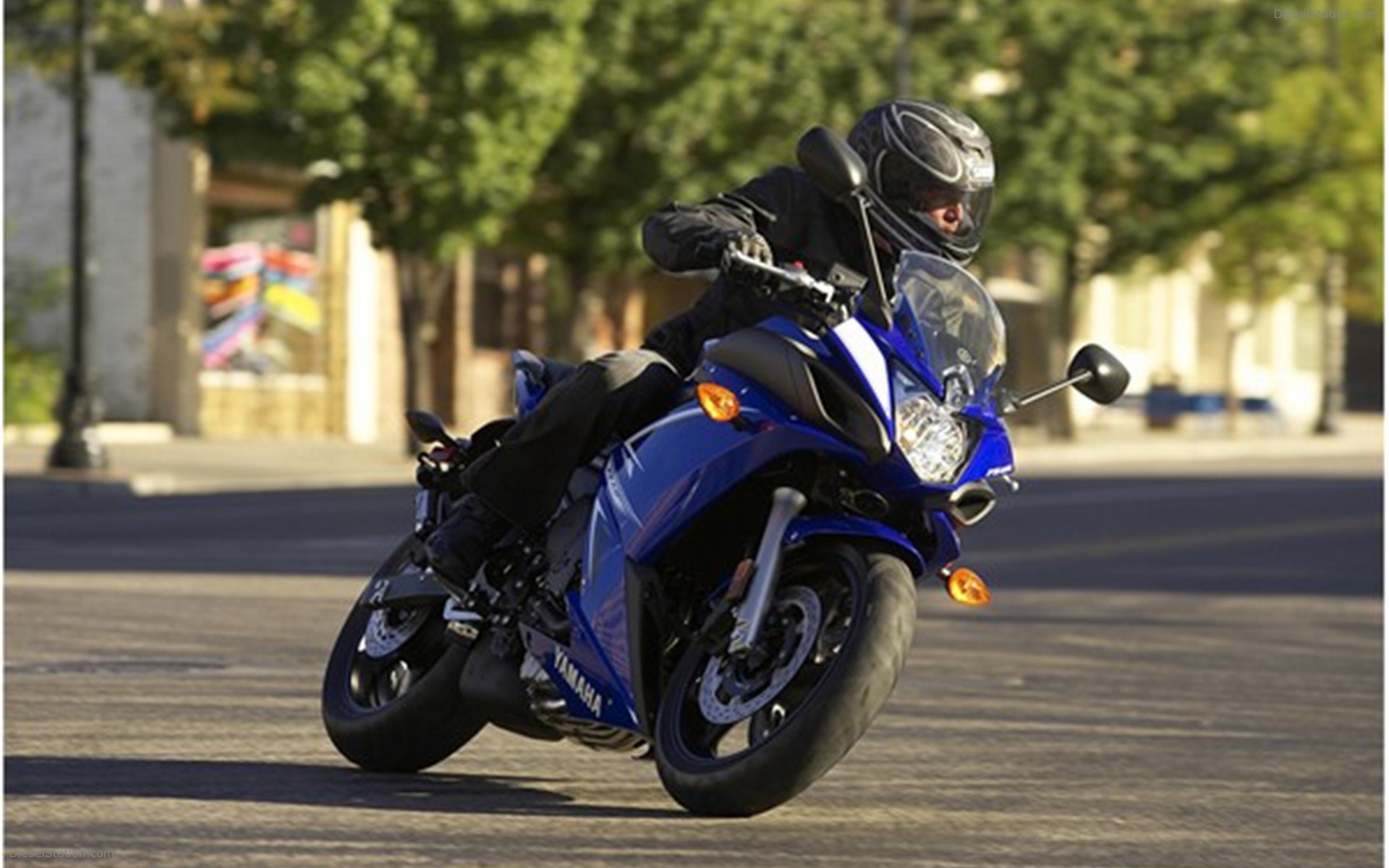 Yamaha Fz6r Widescreen Exotic Bike Wallpaper Of