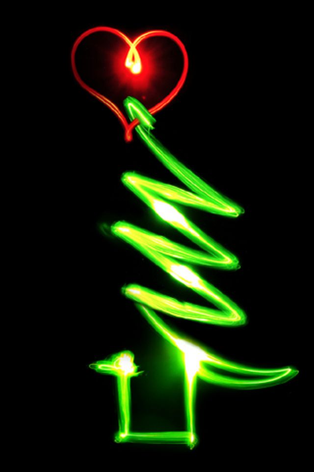  Christmas Tree Glow iphone wallpaper is high quality wallpaper