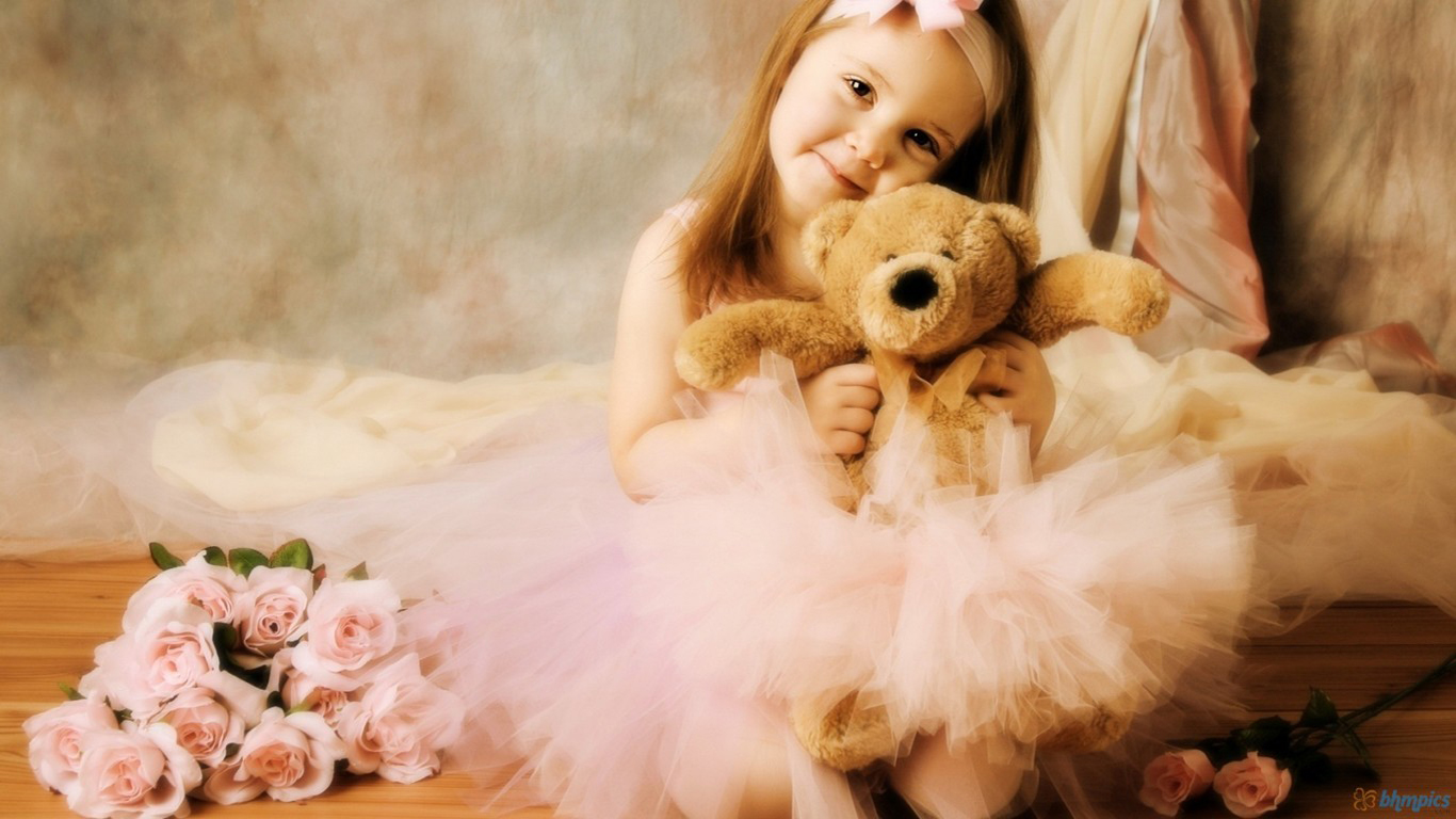 Cute Little Baby Girl With Teddy Bear And Rose Flowers HD Wallpaper