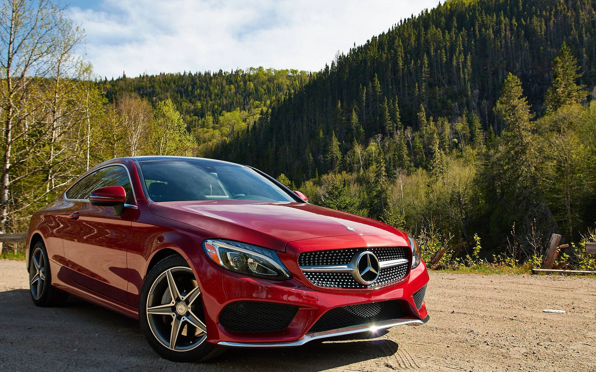 Mercedes Benz C300 Wallpaper