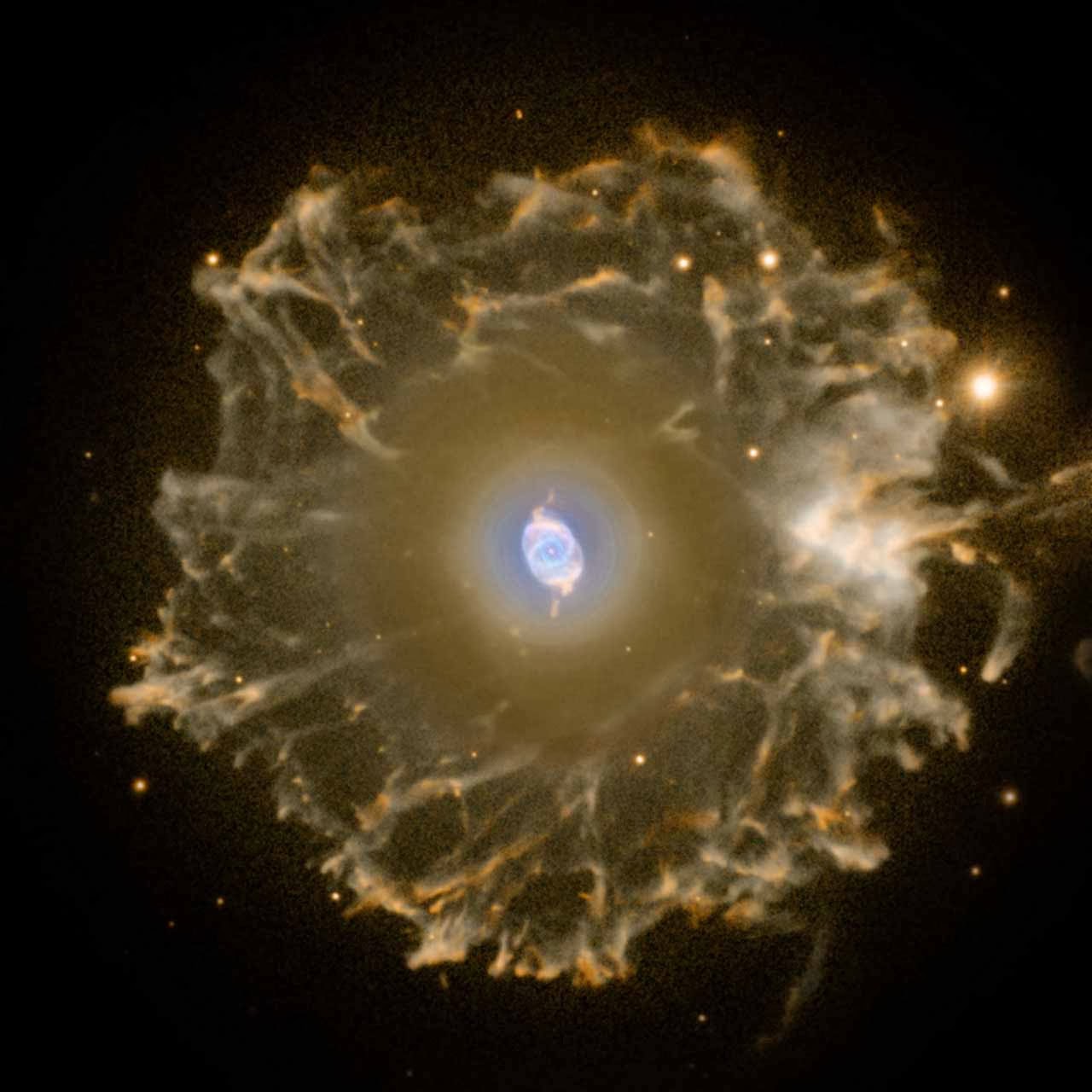 HD Wallpaper Cats Eye Nebula