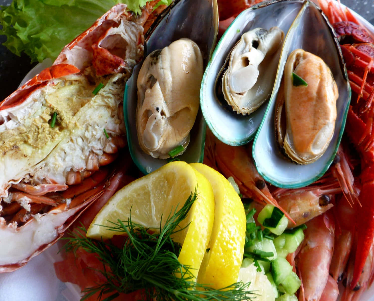 A Delicious Spread Of Fresh Seafood Wallpaper