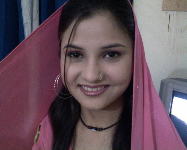 Girl Photos Cute Beautiful Pakistani Teen Desi Fashionable