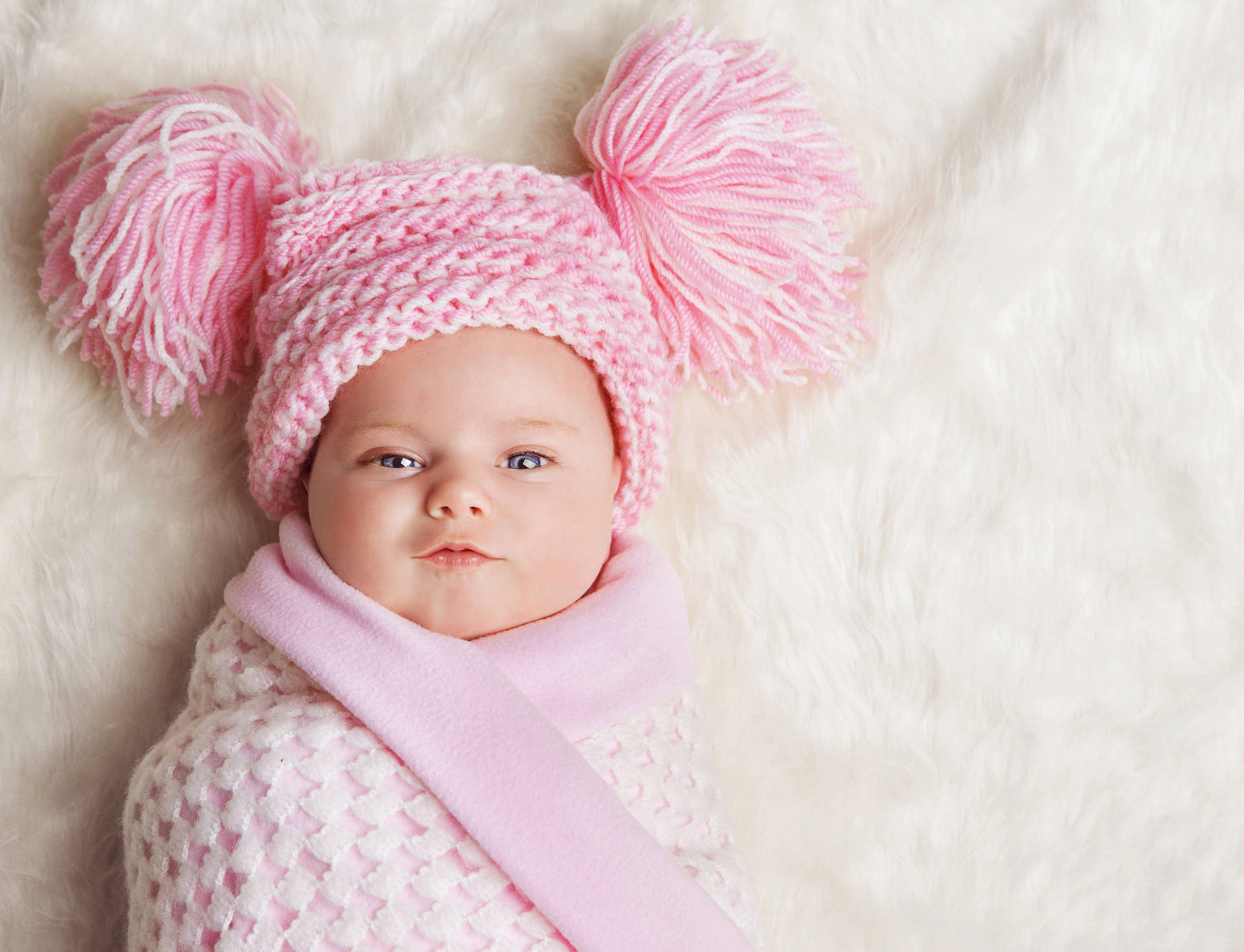 Cute Pink Girl Wallpaper