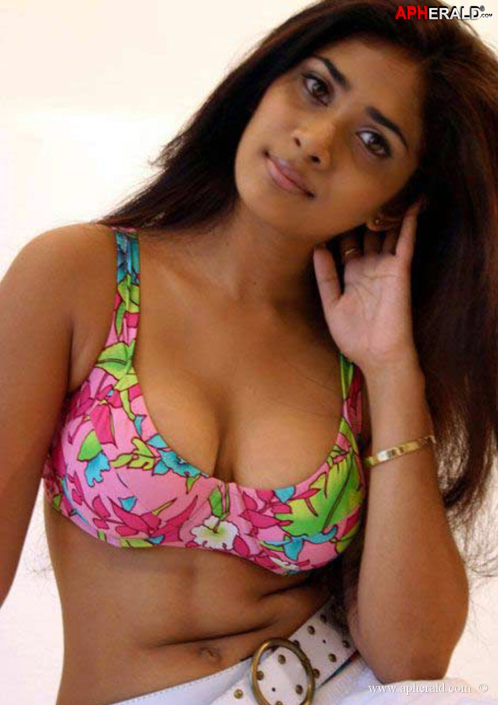 Sexy Sri Lankan Hot Girls