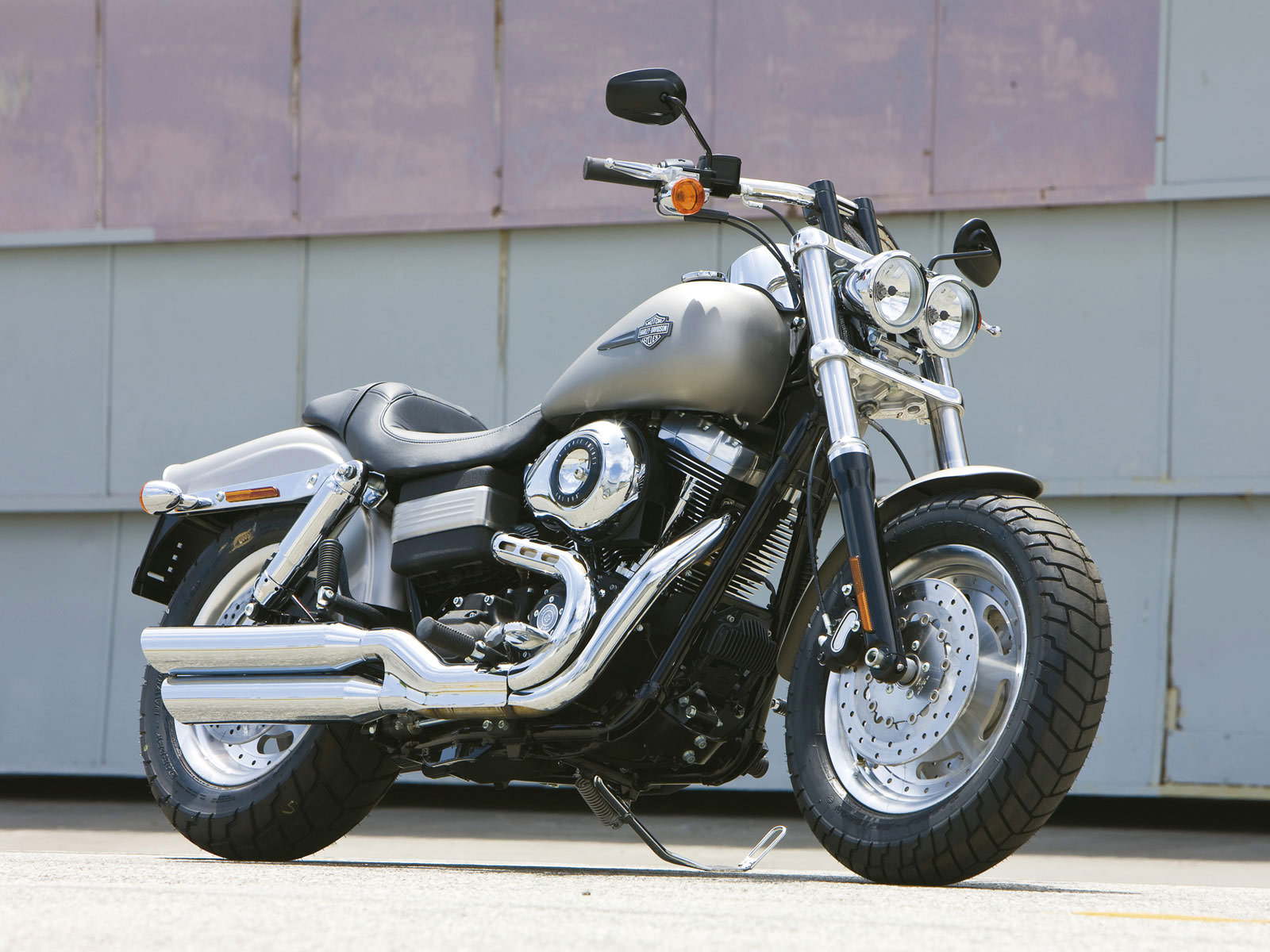 Harley Davidson Fxdf Dyna Fat Bob Pictures Specifications