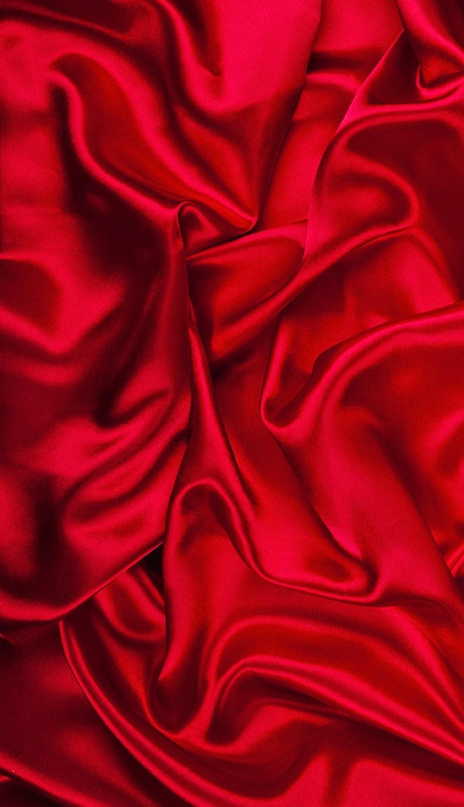 Silk Aesthetic Wallpaper
