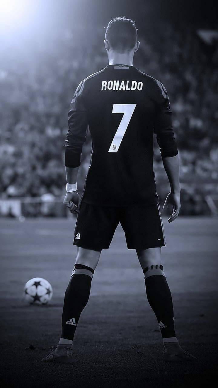 Download Grayscale Cristiano Ronaldo Hd Football Wallpaper