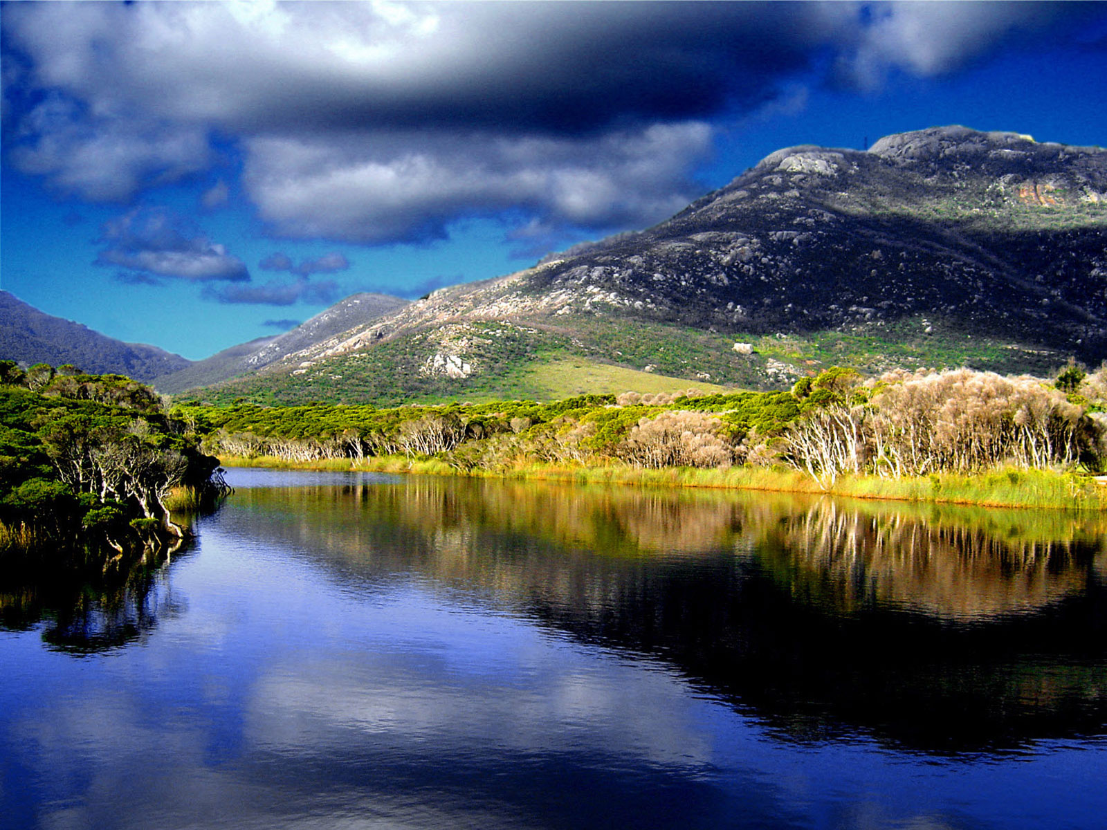 Mountain Lake Wallpaper Dark Clouds