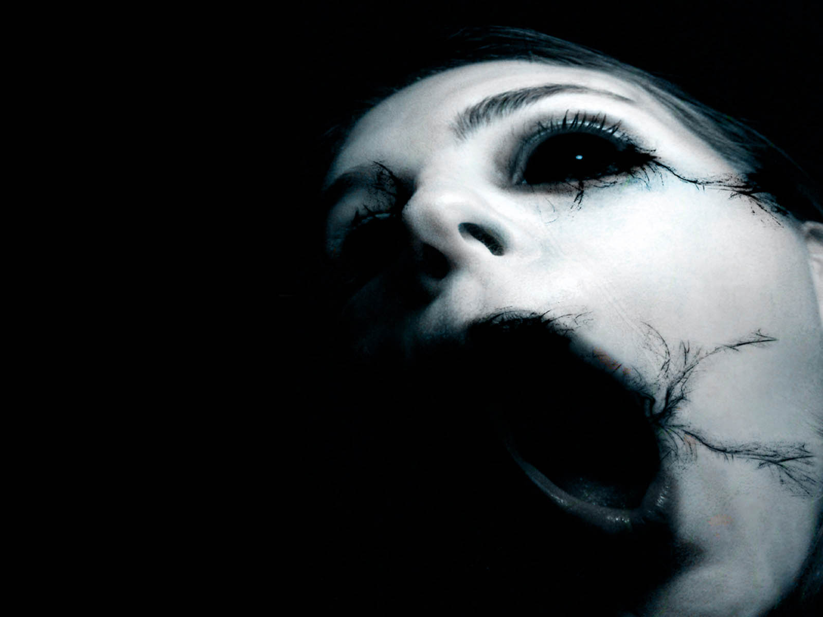 Wallpaper Scary Horror