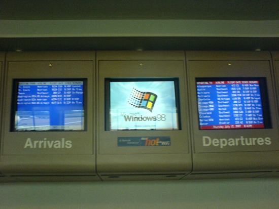 Look What I Found At The Airport Windows7themes