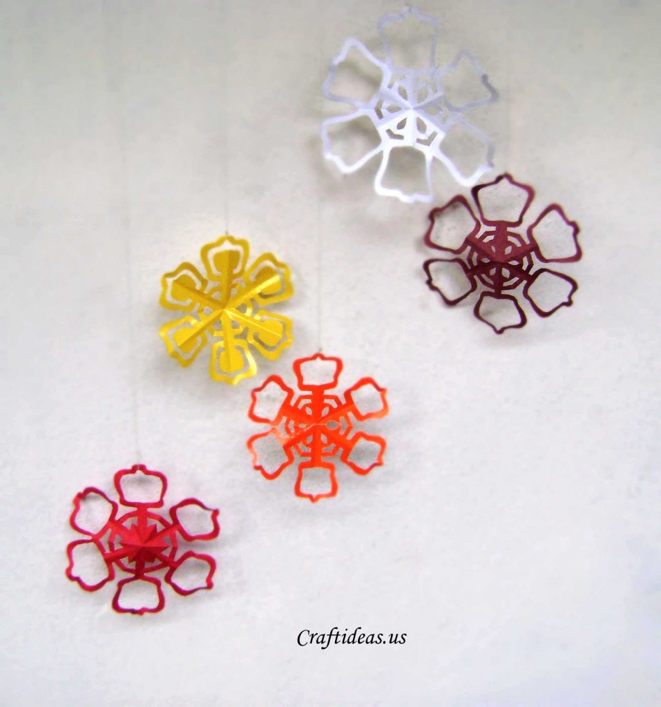 Christmas craft ideas Cutting bell snowflakes tutorial   Craft Ideas
