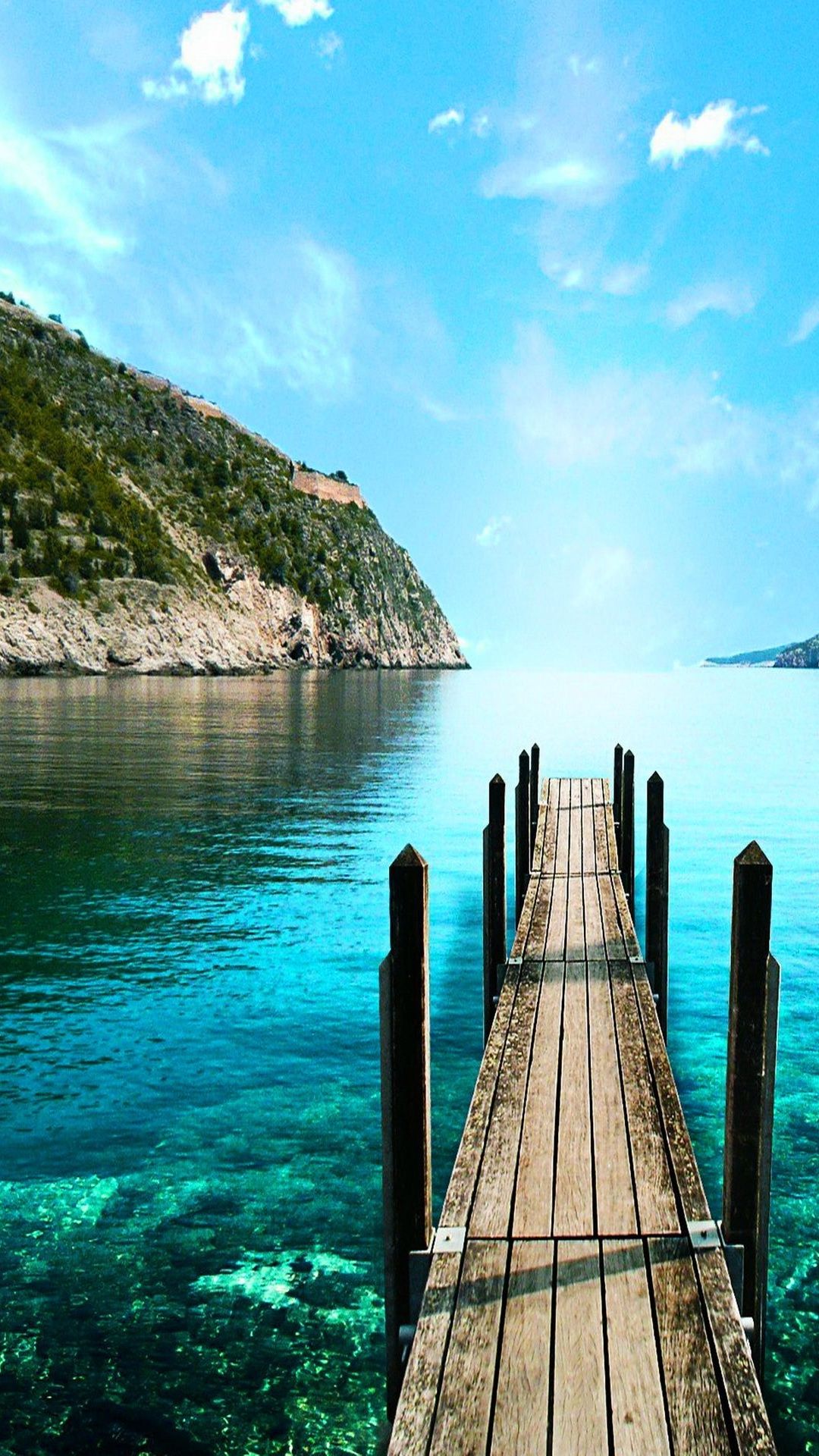 Beautiful Lake Wallpaper