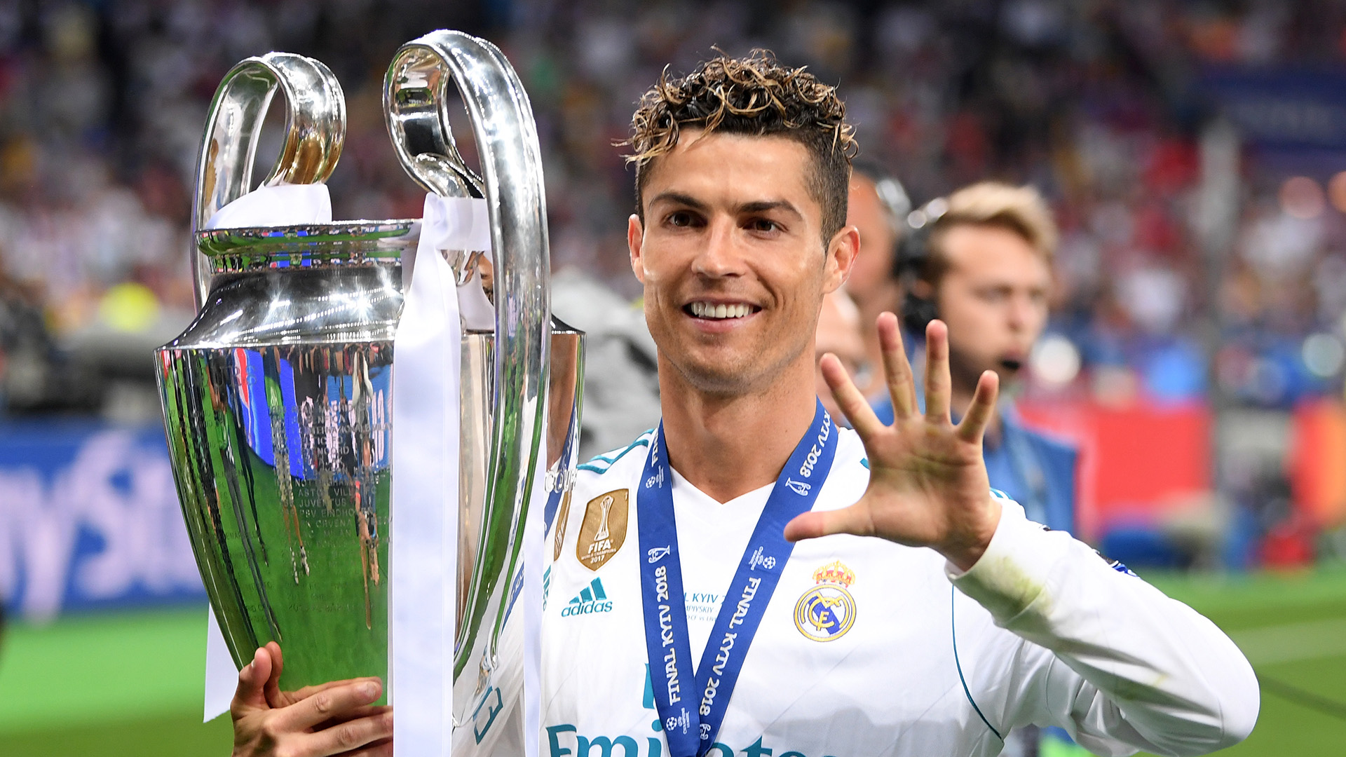  42 Cristiano Ronaldo With UCL Trophy Wallpapers WallpaperSafari