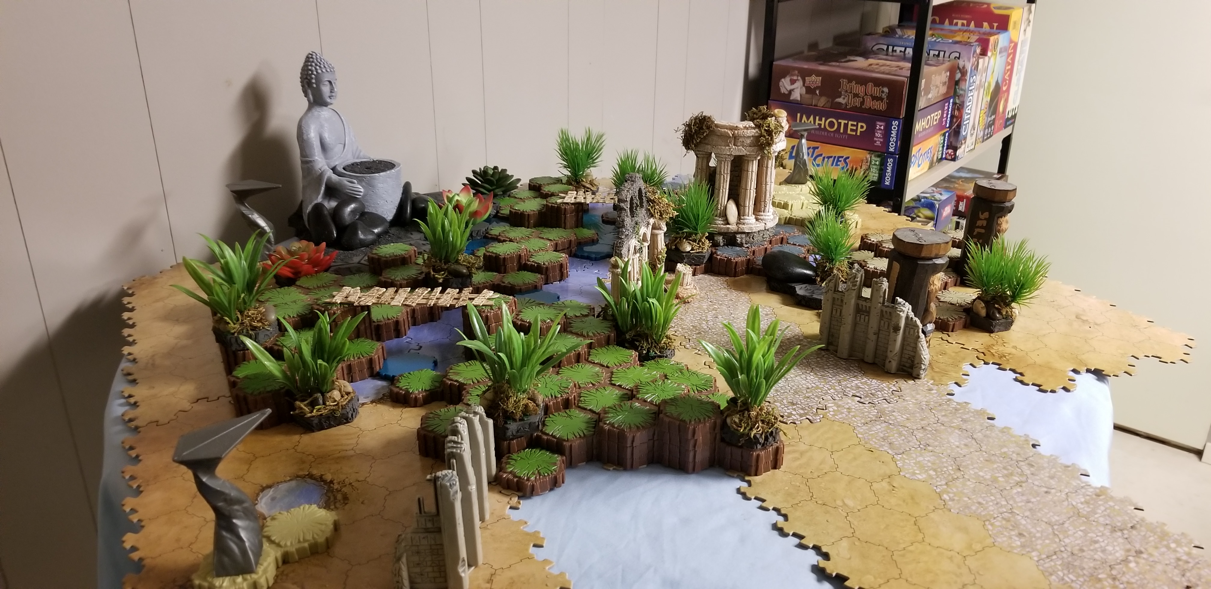 Some Custom Heroscape Terrain To Play Arena Of The Planeswalkers