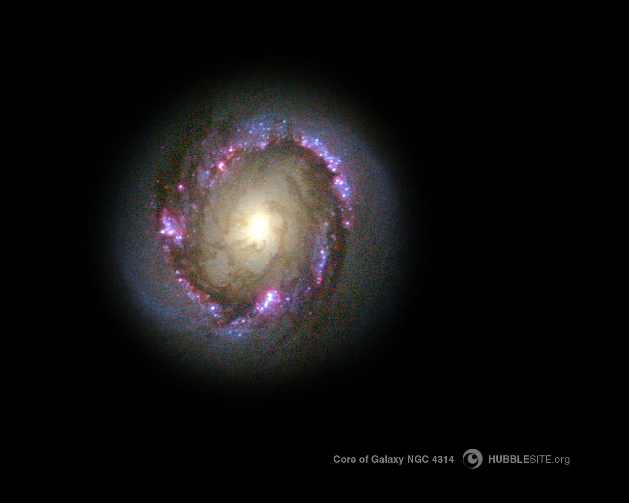 Wallpaper Pc Puter Core Of Galaxy Hubble