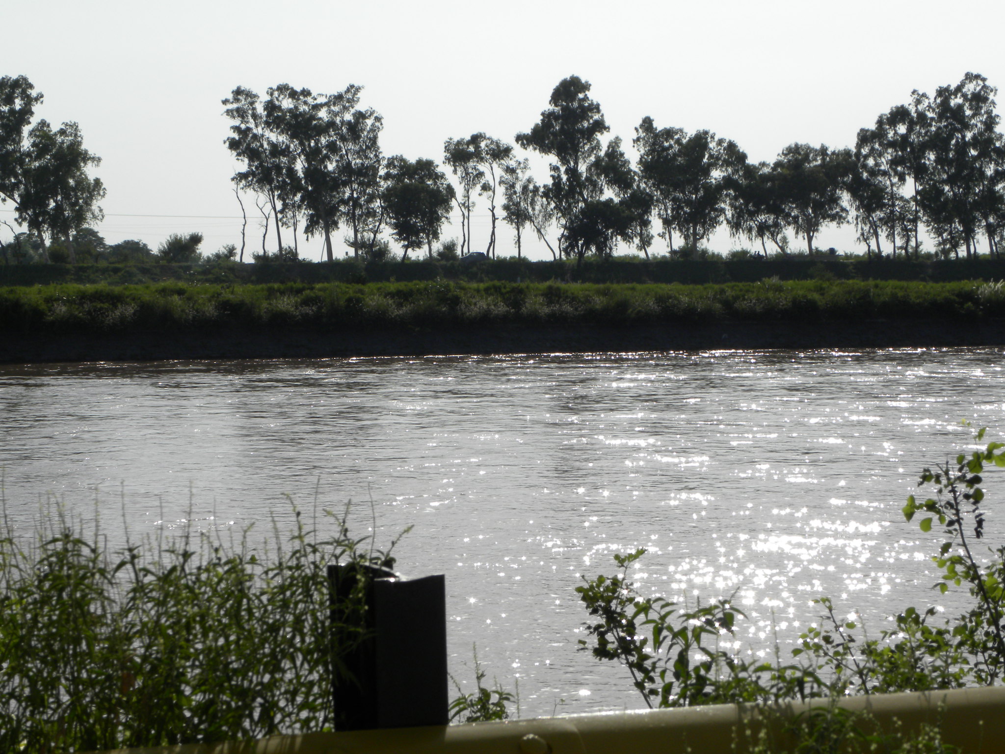 File Head Marala Canal Near Sialkot Jpg Wikimedia Mons