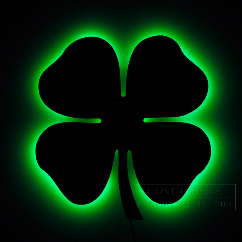 Displaying Gallery Image For Leaf Clover Wallpaper