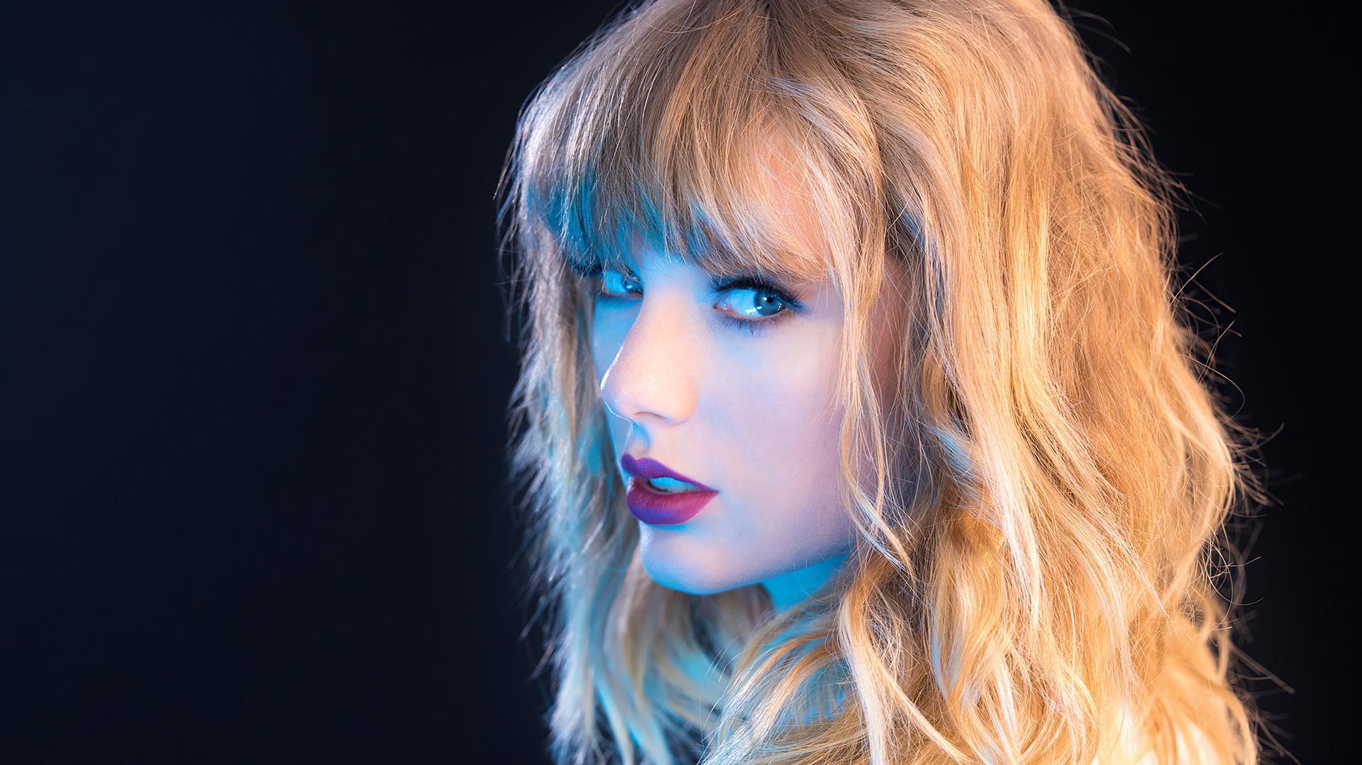 Taylor Swift Singer Blonde 4k Wallpaper