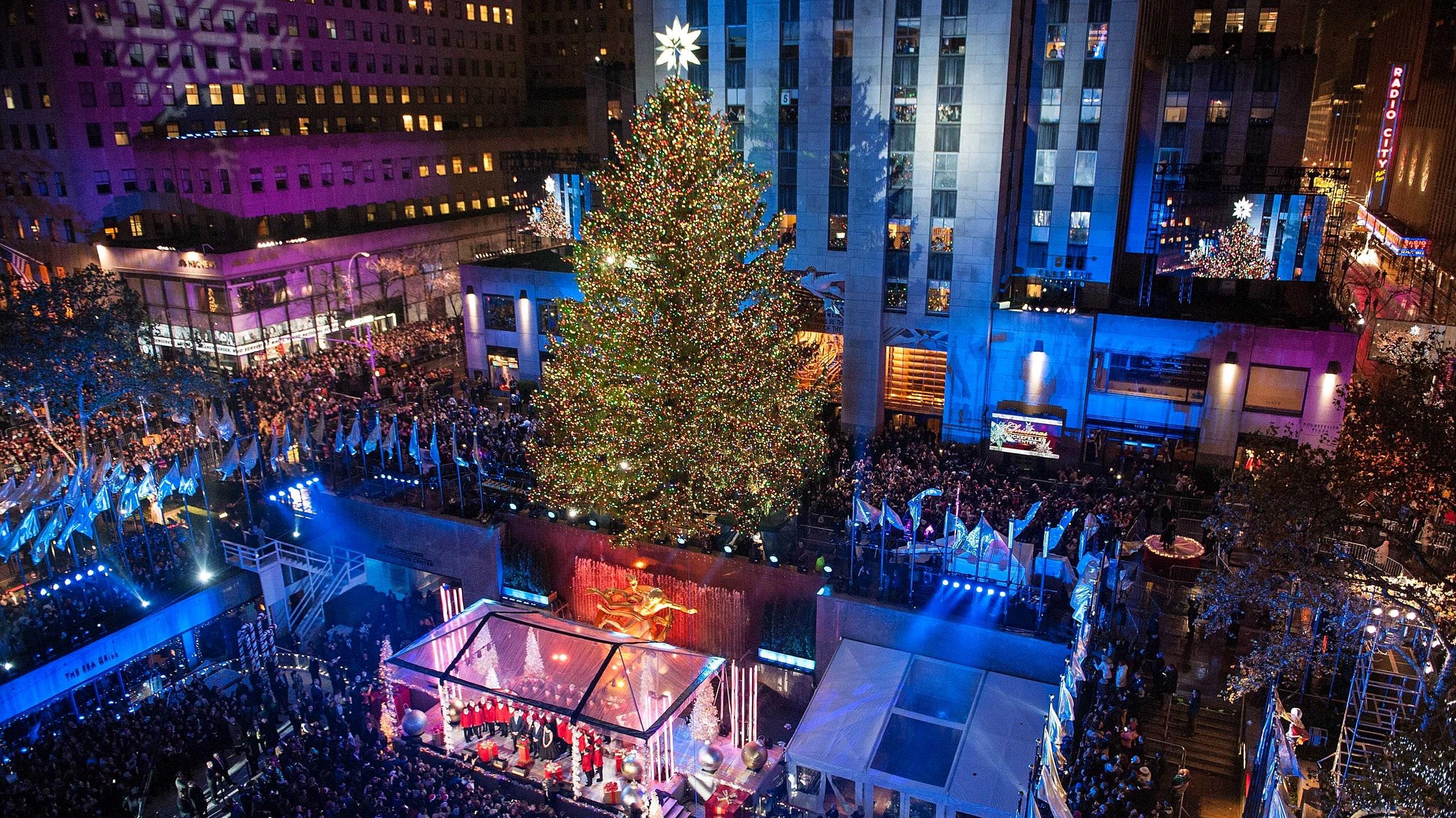 This Year S Rockefeller Center Christmas Tree Is A Massive Norway