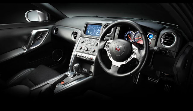 Gtr1 Interior Wallpaper