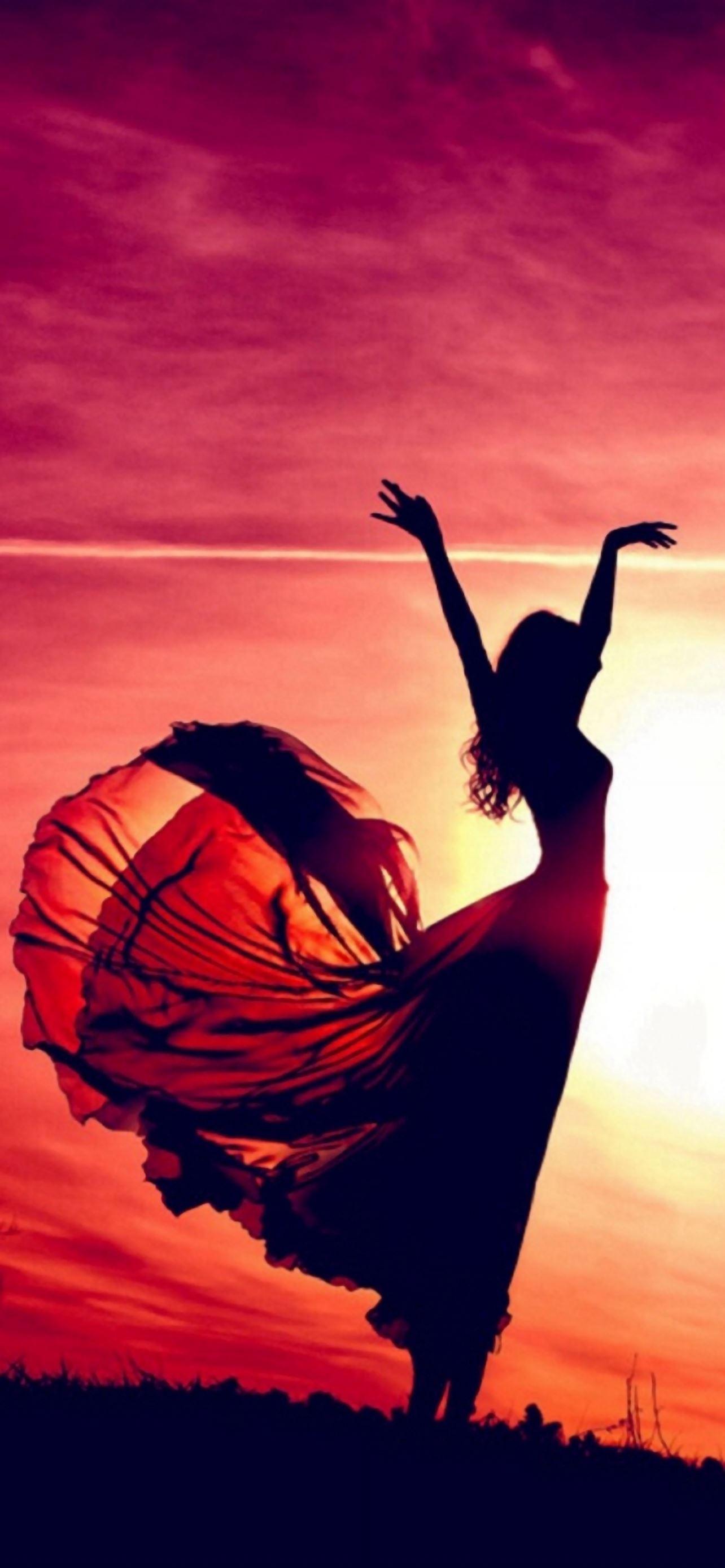 Aesthetic Dancing Sunshine Beauty Girl iPhone Wallpaper