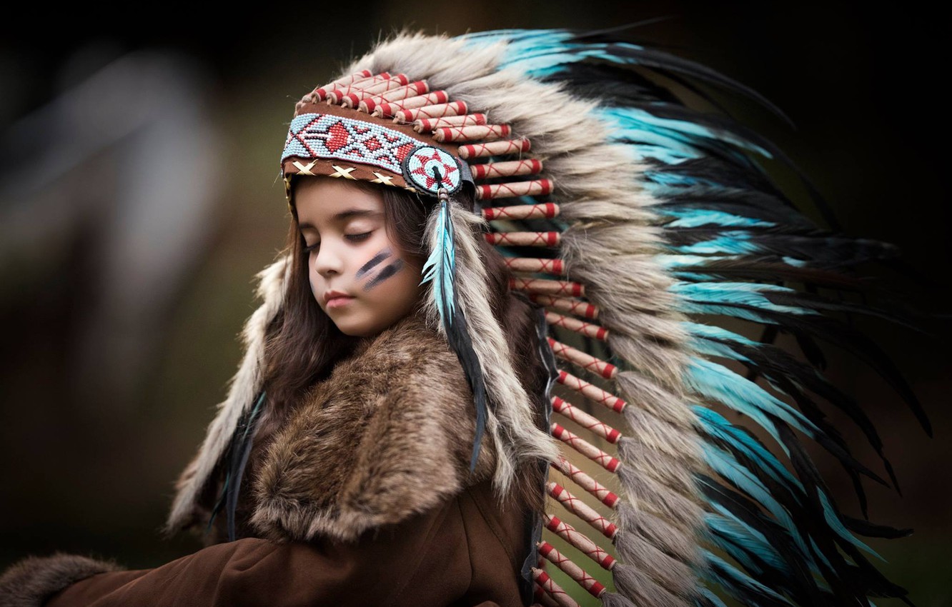 Wallpaper Style Portrait Feathers Girl Roach Image For