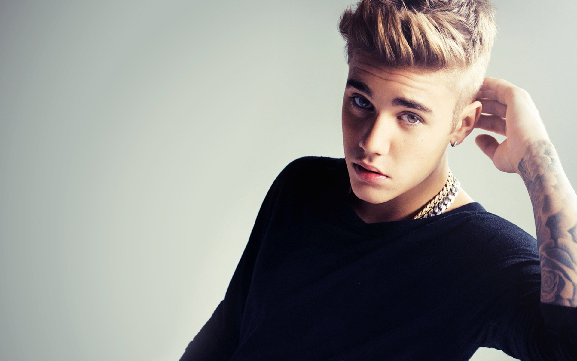 Justin Bieber HD Wallpaper Image