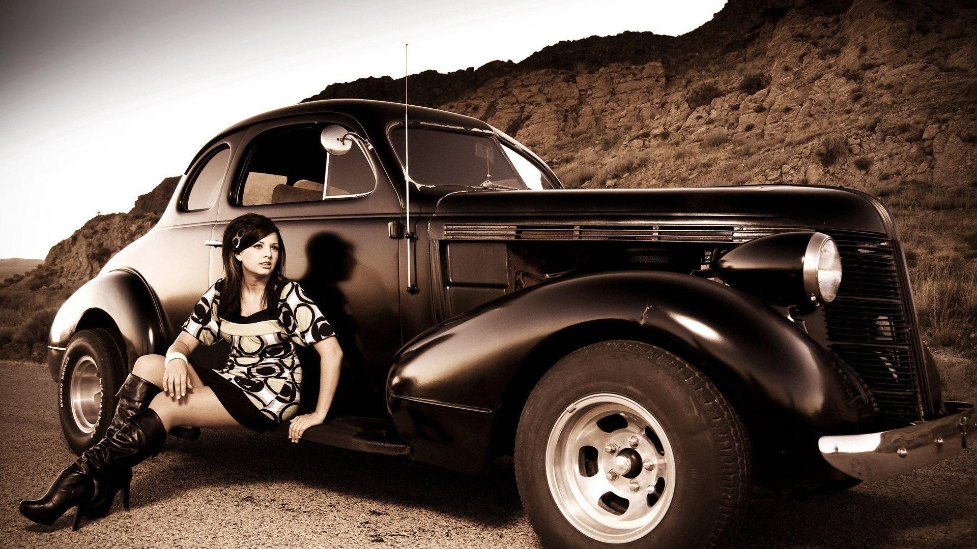 Name Classic Cars And Girl Background