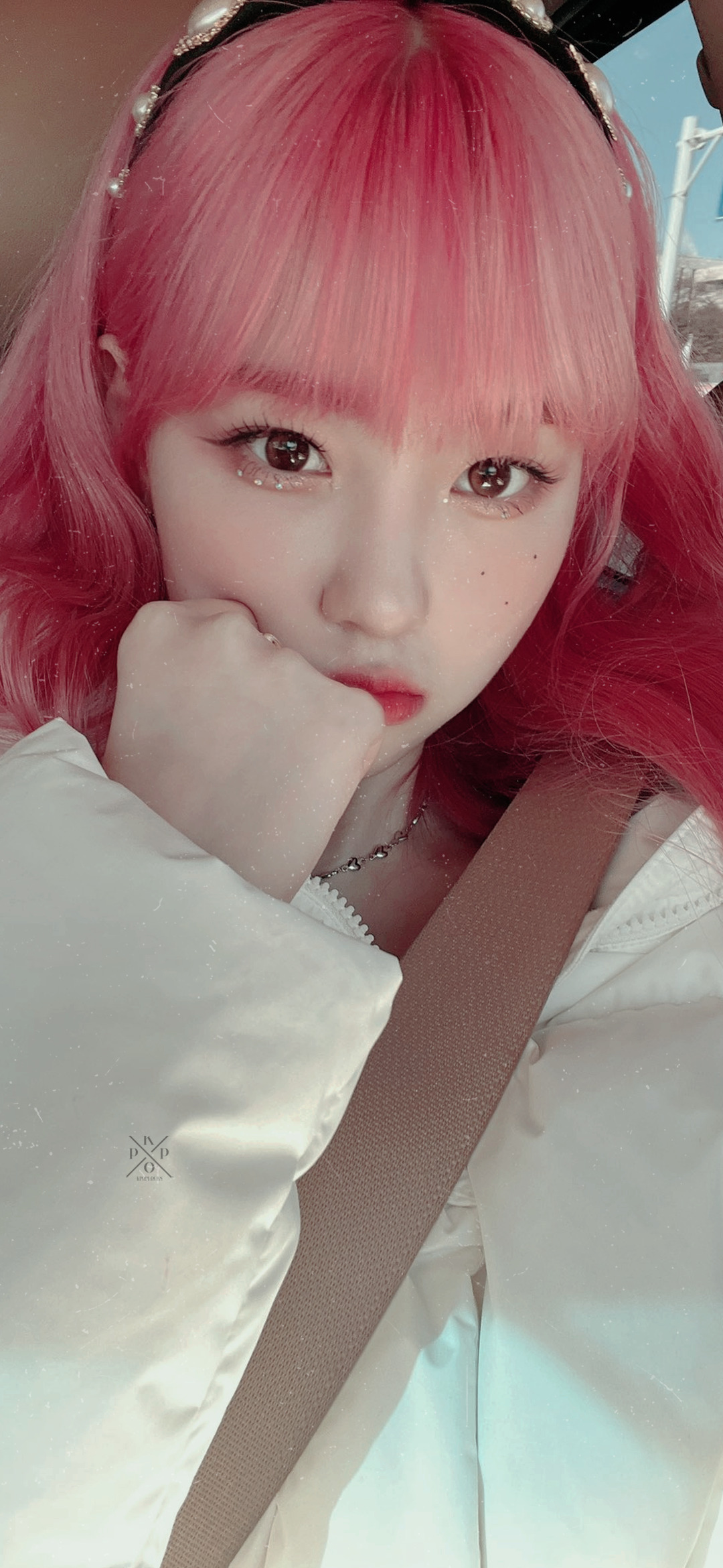 Kpop Locks Chaehyun Selcas Pink Hair