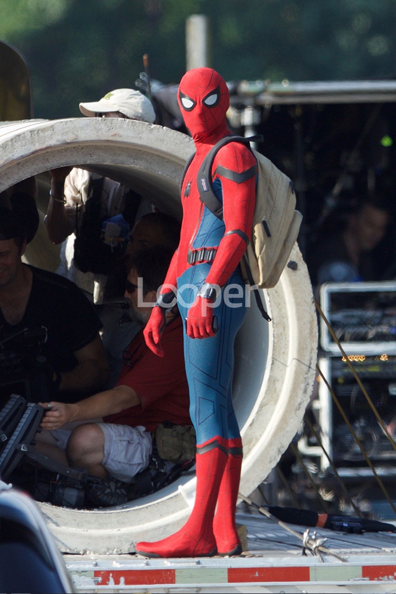 Exclusive Spider Man Homeing Set Photos