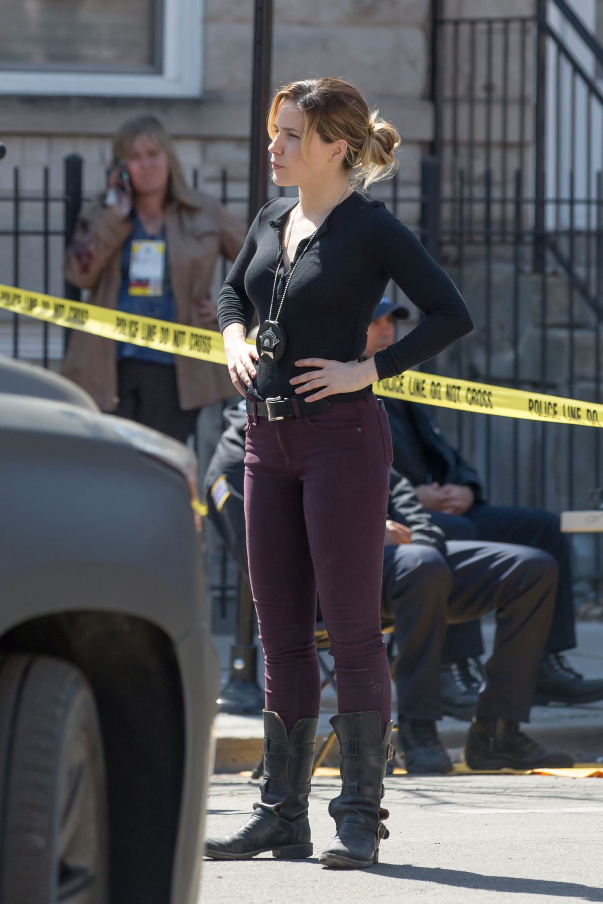 Sophia Bush On The Set Of Chicago Pd In Wallpaper
