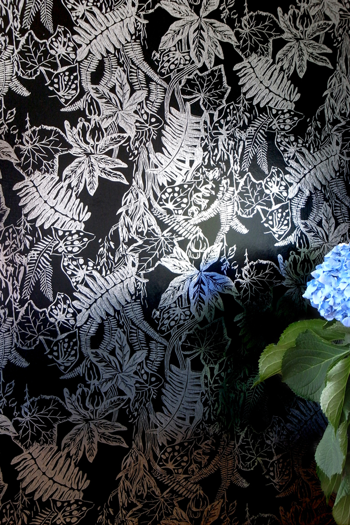 Hothouse Wallpaper Silver And Black Monument Interiors