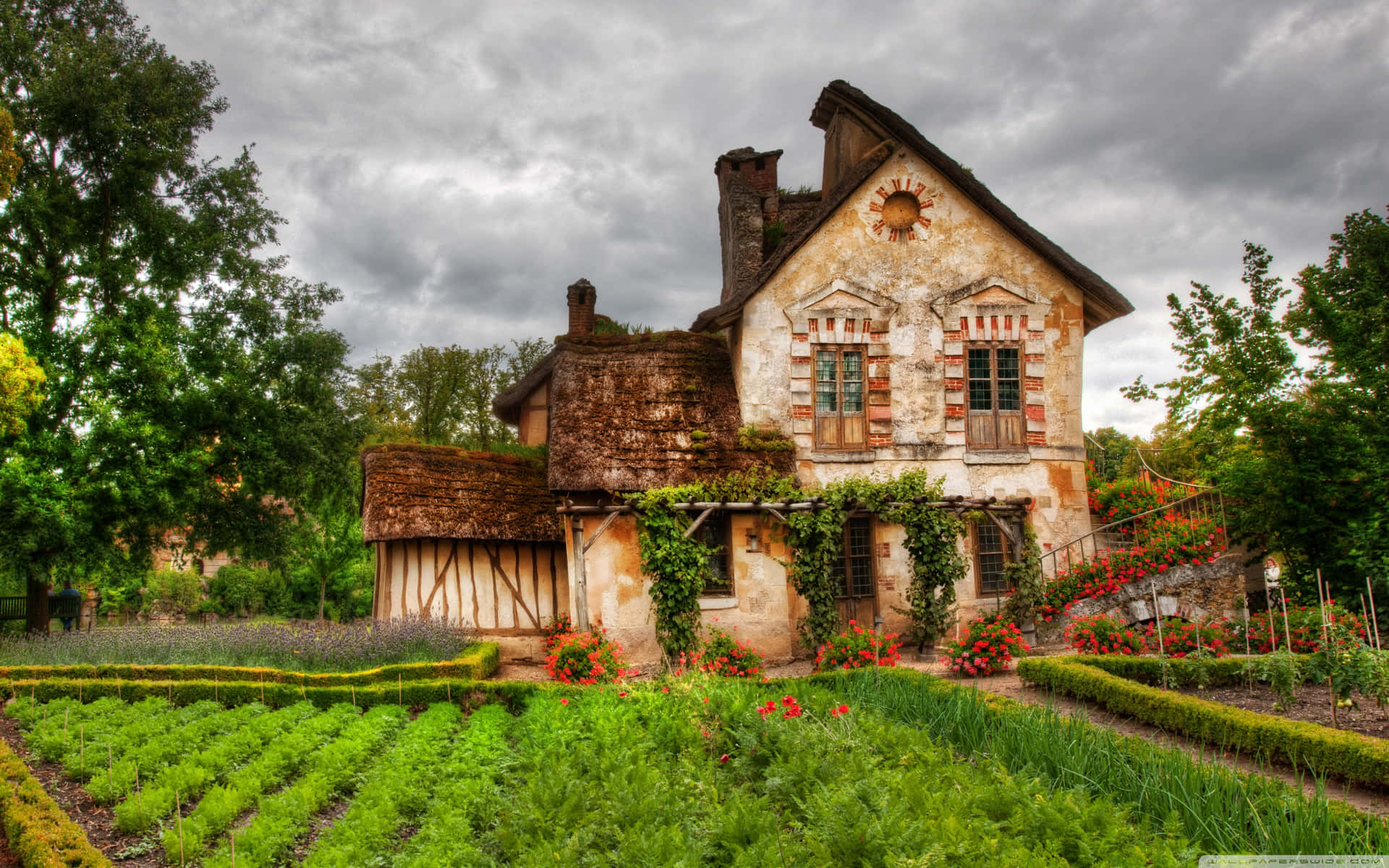 Farmhouse Desktop Wallpaper