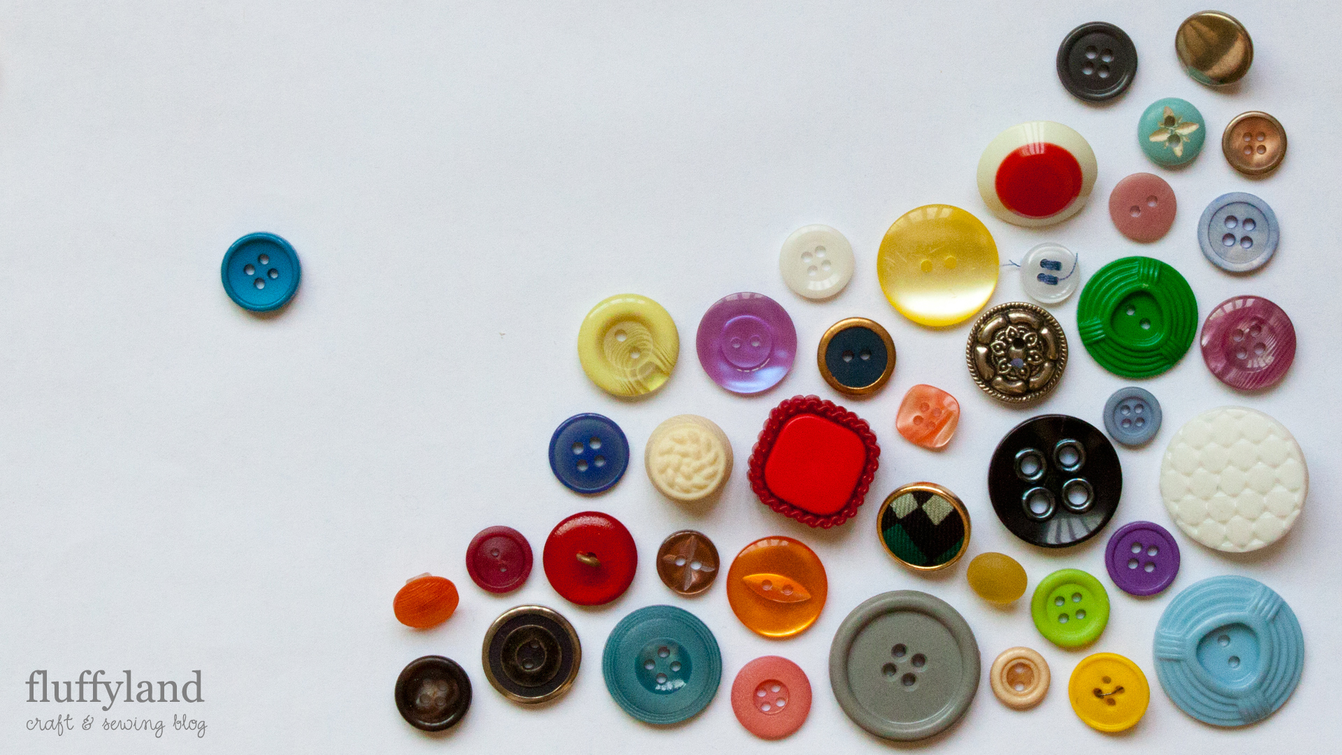 crafty desktop wallpapers vintage buttons