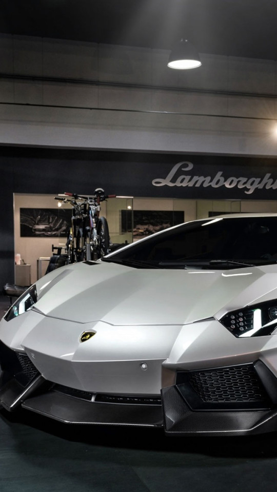 Lamborghini Aventador Novitec Torado Wallpaper iPhone
