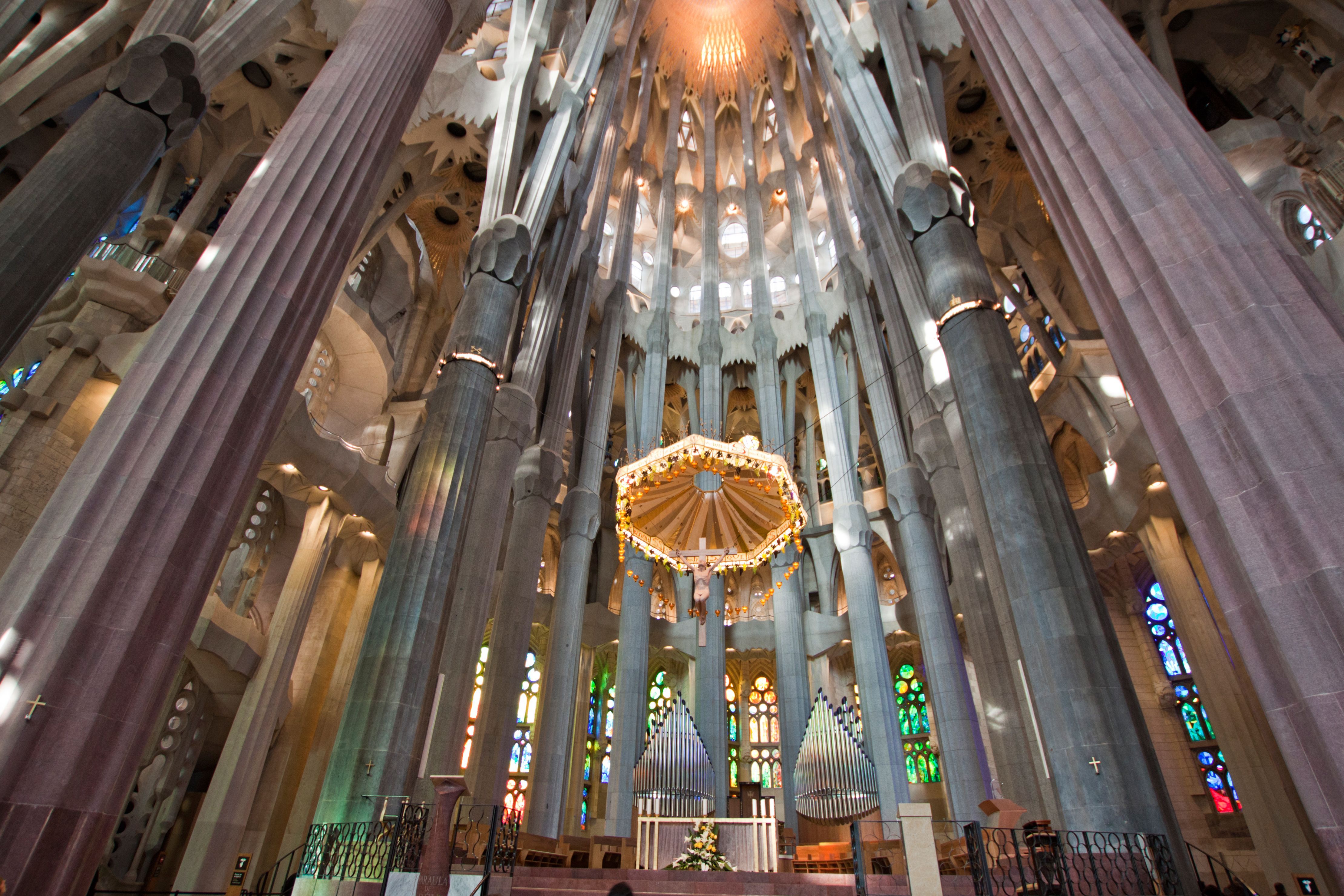 La Sagrada Familia Wallpaper