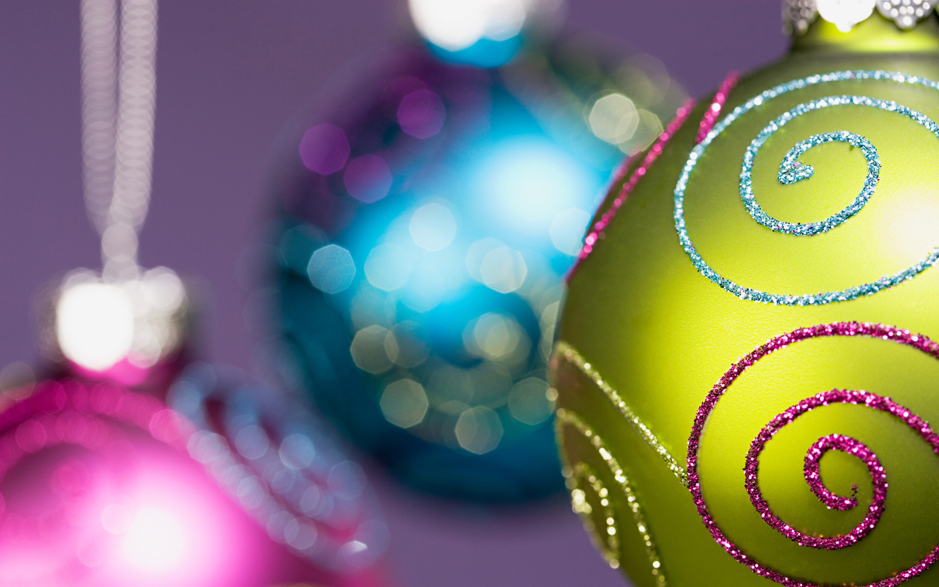Christmas Balls Wallpaper