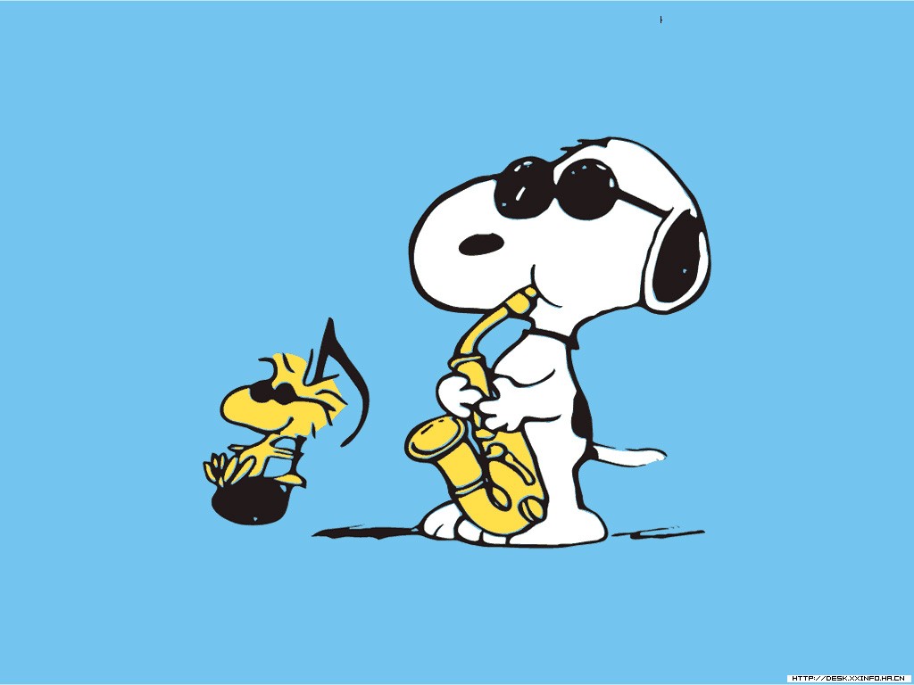 Snoopy and Woodstock playing jazz music in a 4K wallpaper
