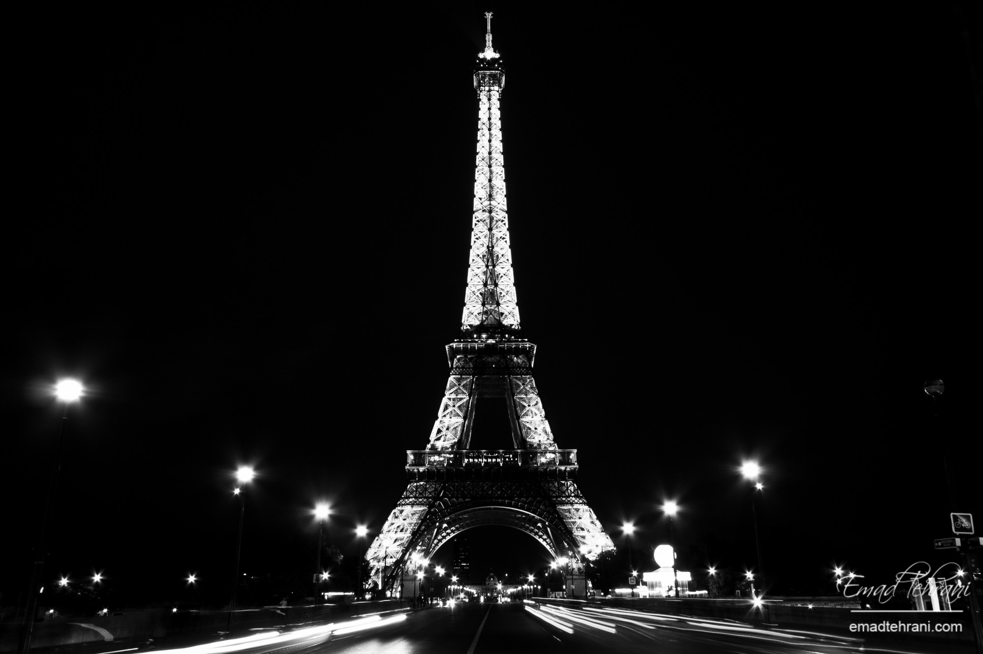 Night Lights Of Paris And The Eiffel Tower Wallpaper Image