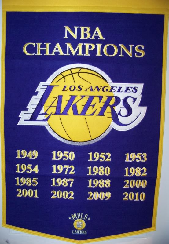 Lakers Championship Banners And Banner To The