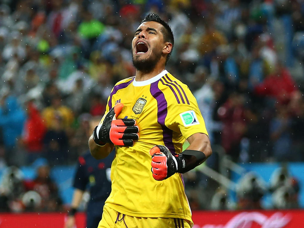 World Cup News Romero The Hero As Argentina Sink Dutch