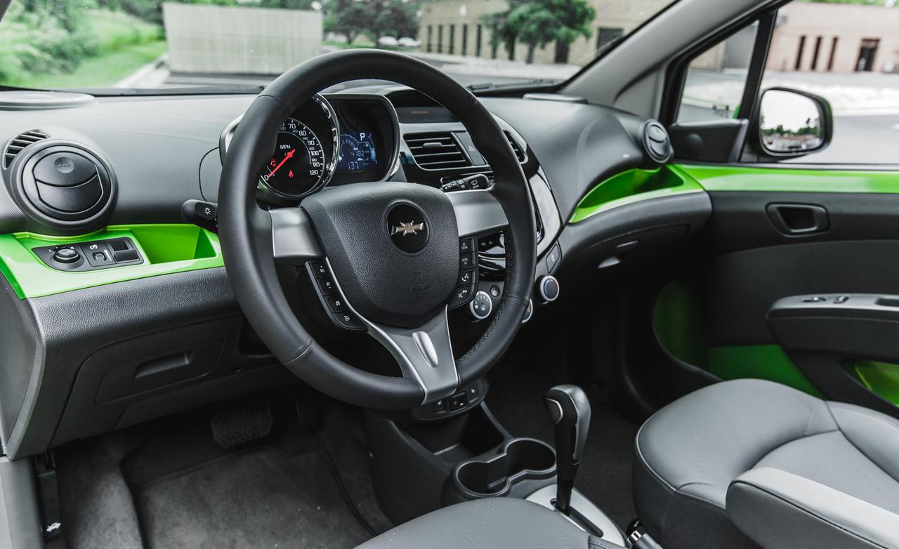 2014 Chevrolet Spark interior photo