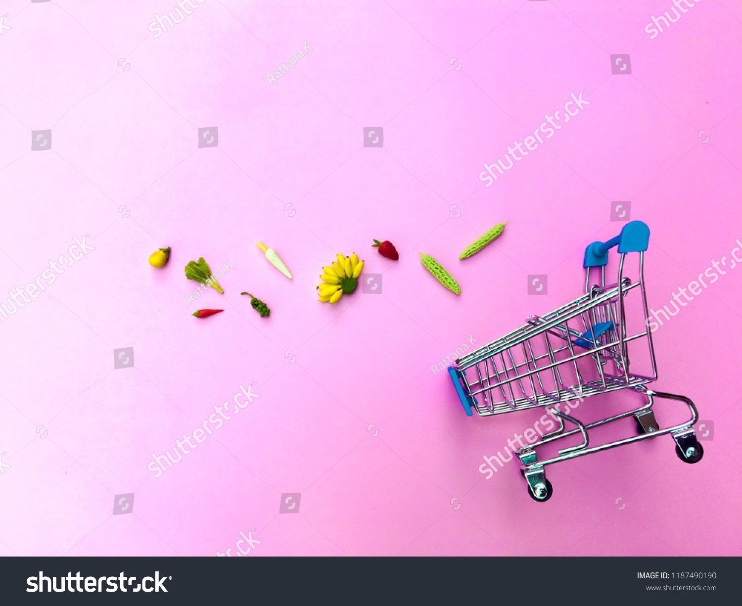 Pink Background Online Shop gambar ke 14