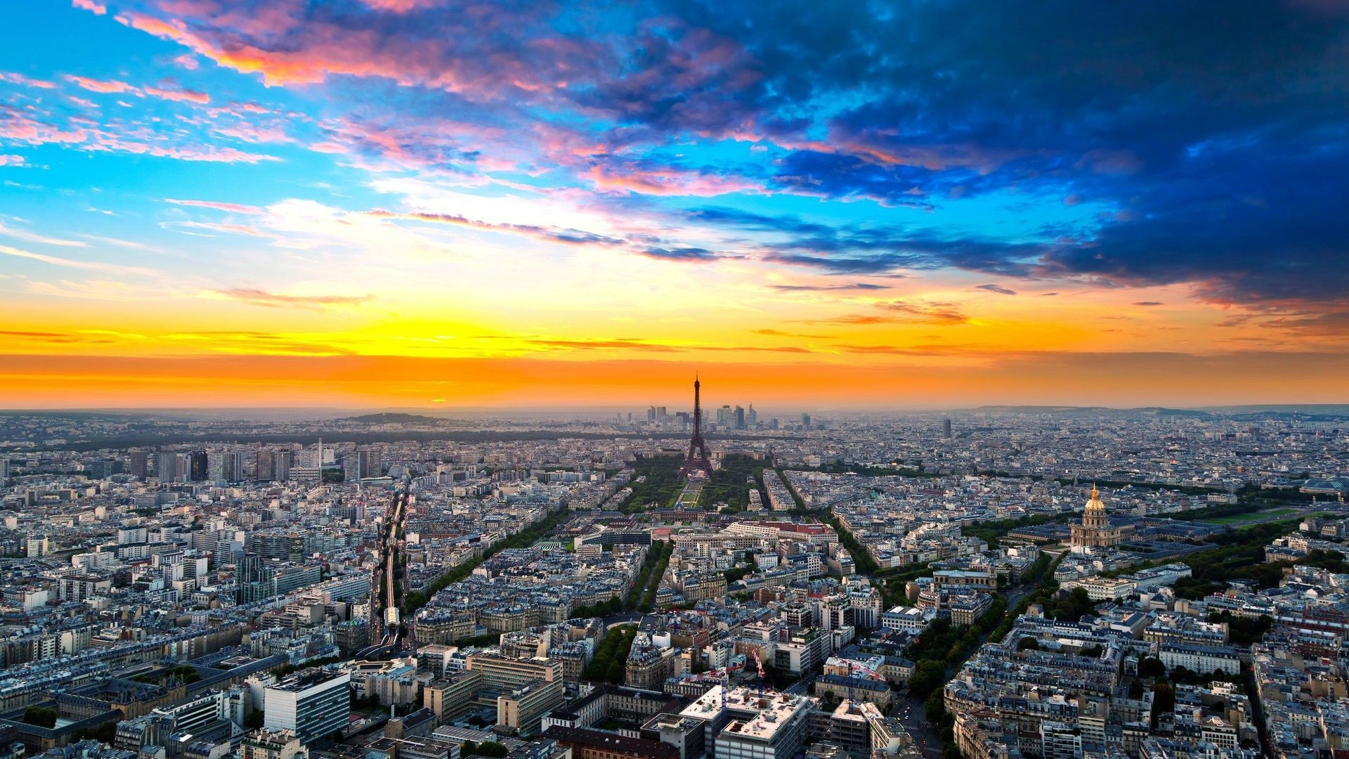 Paris Themed Wallpaper HD