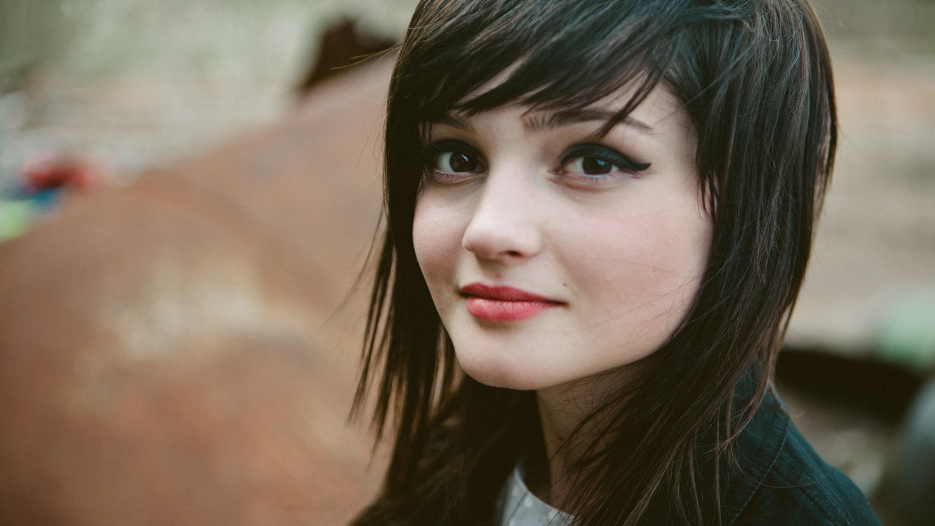 Photo Lovely Girl Smile Wallpaper