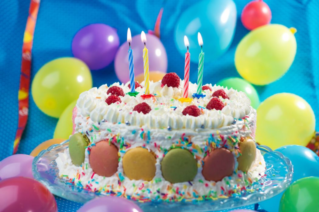 BirtHDay Ballons Tarta Velas Holiday Wallpaper